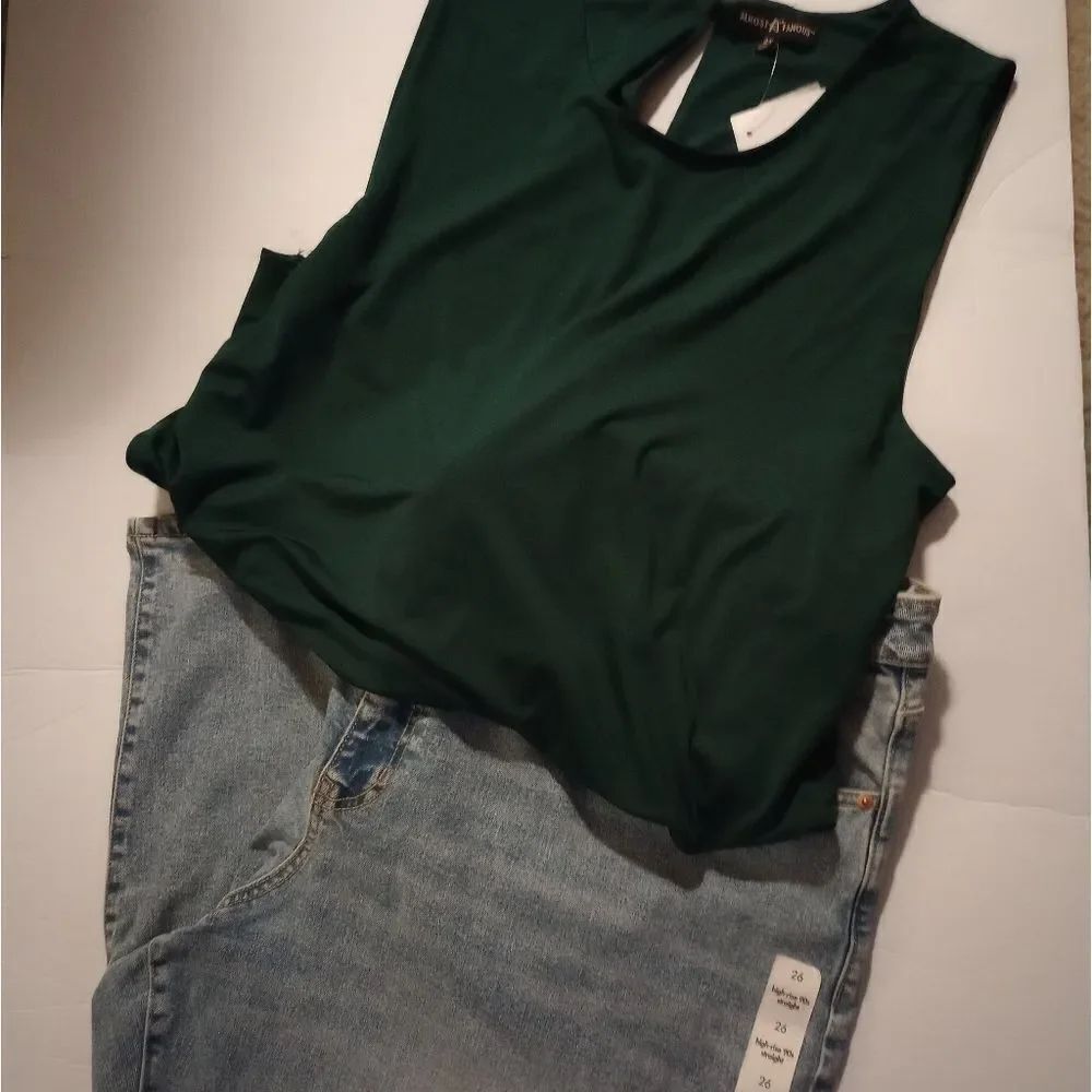 🆕🩱 Almost Famous Sleeveless Bodysuit, Green - 4X